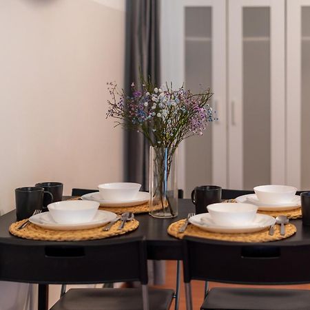 Cozy Apartment In Akacfa Street 布达佩斯 外观 照片