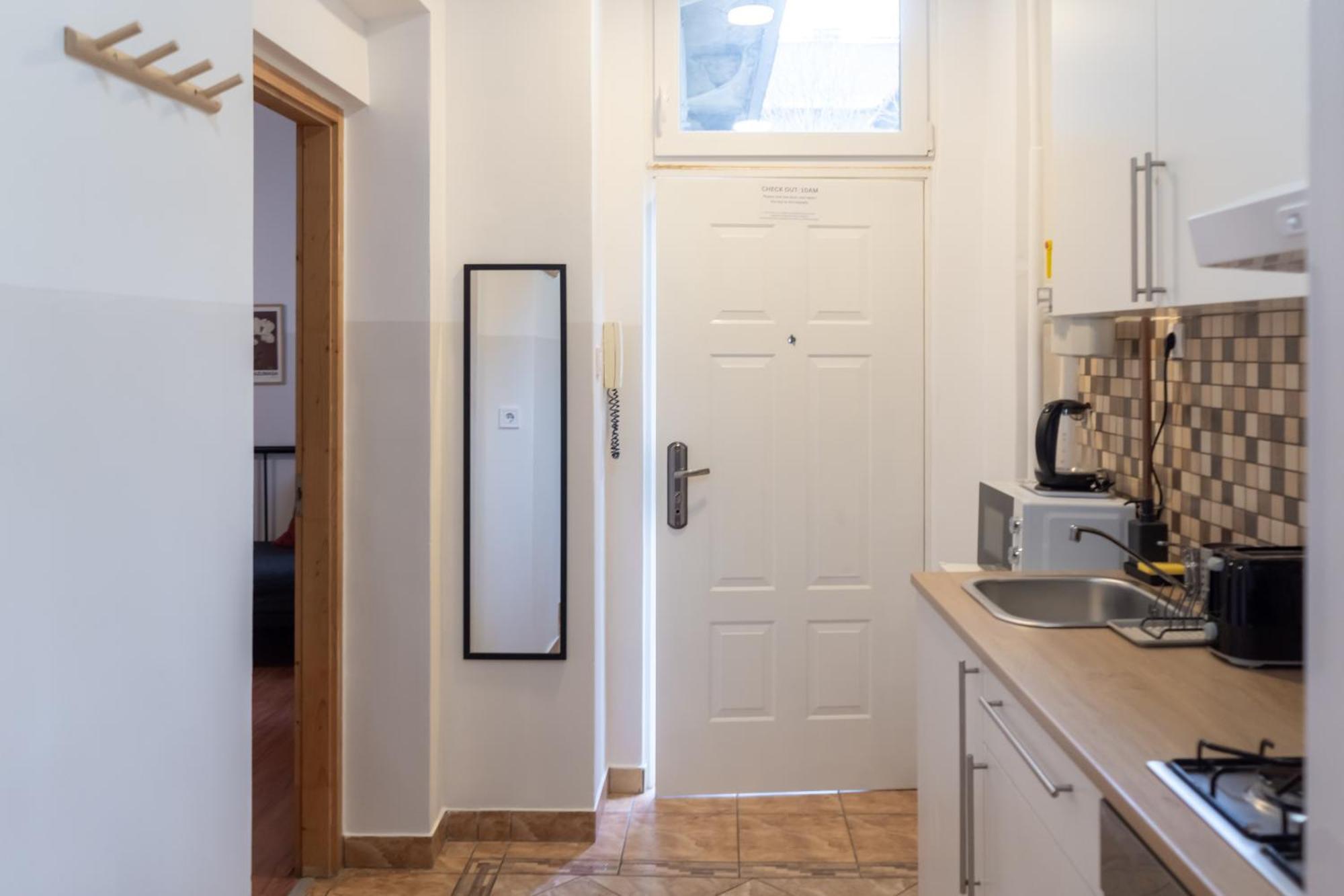 Cozy Apartment In Akacfa Street 布达佩斯 外观 照片